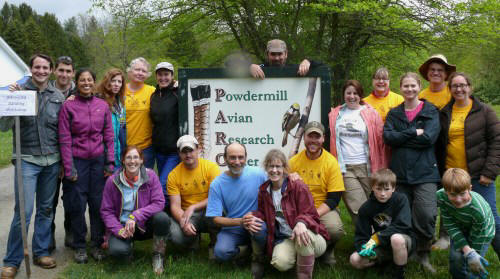 Members of the advanced banding workshop and Powdermill staff