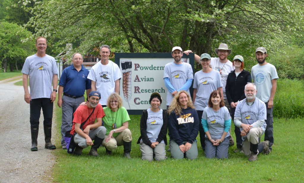 Extraction Workshop Participants with Powdermill staff and volunteers